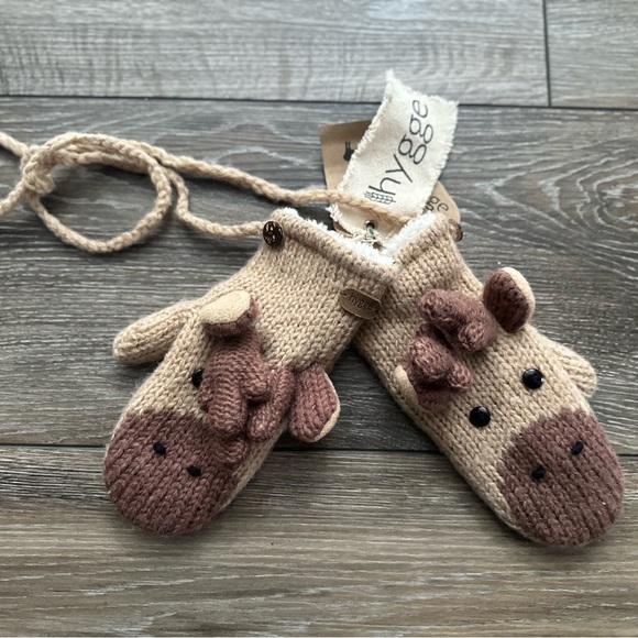 Hygee Other - Hygge Moses Animal Mitten/ 100% O
SANIC WOOL/ brand new